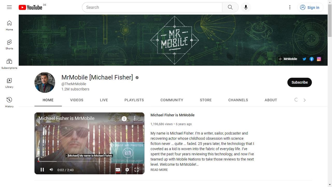 Background image of MrMobile [Michael Fisher]